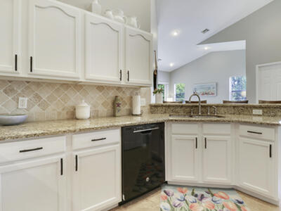 8400 Mulligan Circle, Port Saint Lucie, FL 34986