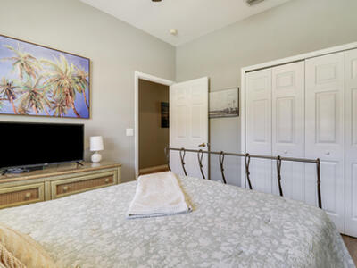 8400 Mulligan Circle, Port Saint Lucie, FL 34986