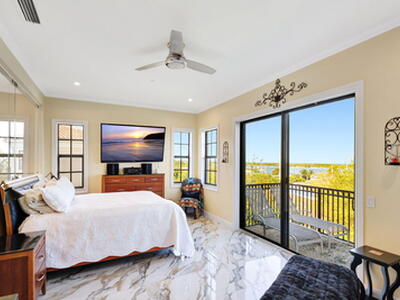 301 Del Sol Circle, Tequesta, FL 33469