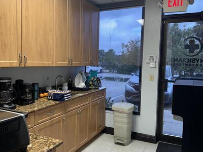 1840 Forest Hill Boulevard, Lake Clarke Shores, FL 33406
