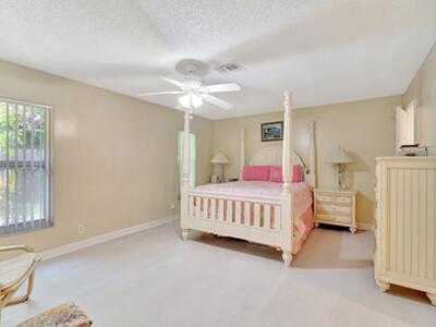 318 SE 7th Avenue, Delray Beach, FL 33483