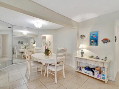 318 SE 7th Avenue, Delray Beach, FL 33483