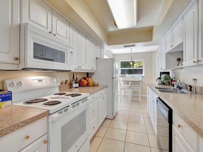 318 SE 7th Avenue, Delray Beach, FL 33483