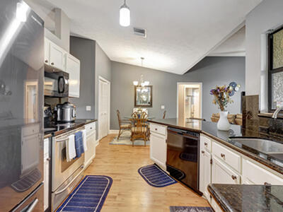 284 SW N Quick Circle, Port Saint Lucie, FL 34953