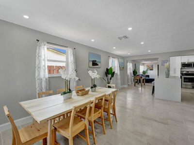 337 SW 8th Avenue, Delray Beach, FL 33444