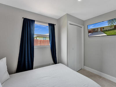 337 SW 8th Avenue, Delray Beach, FL 33444