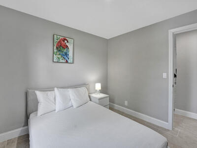 337 SW 8th Avenue, Delray Beach, FL 33444