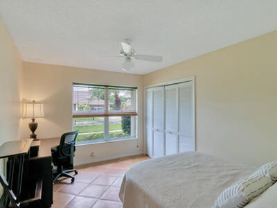 13725 Folkestone Circle, Wellington, FL 33414