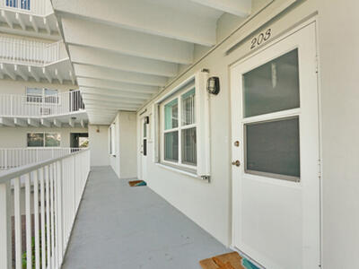 3500 S Ocean Boulevard, South Palm Beach, FL 33480