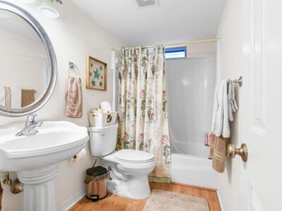 130 NE 26th Avenue, Boynton Beach, FL 33435