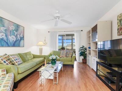 130 NE 26th Avenue, Boynton Beach, FL 33435
