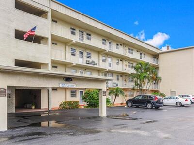 130 NE 26th Avenue, Boynton Beach, FL 33435