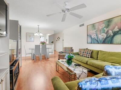 130 NE 26th Avenue, Boynton Beach, FL 33435