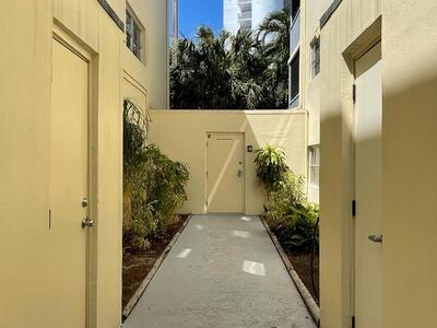 3915 S Flagler Drive S, West Palm Beach, FL 33405