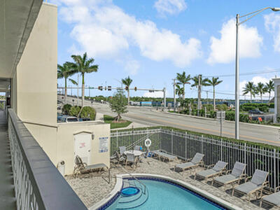 3915 S Flagler Drive S, West Palm Beach, FL 33405