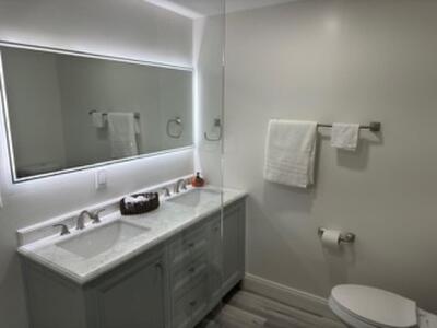 200 NE 56 Street, Oakland Park, FL 33334