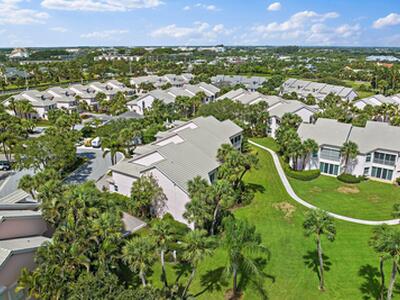 2905 Fairway Drive N, Jupiter, FL 33477