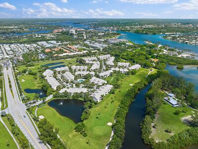 2905 Fairway Drive N, Jupiter, FL 33477