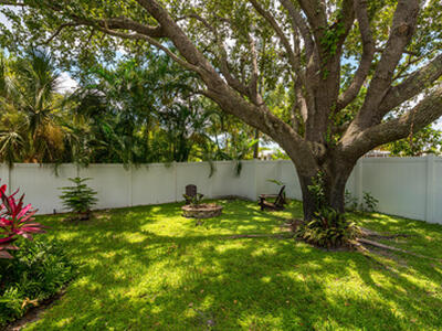 708 SE Riverside Drive, Stuart, FL 34994