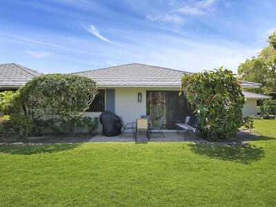 222 Club Drive, Palm Beach Gardens, FL 33418