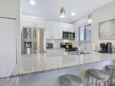 222 Club Drive, Palm Beach Gardens, FL 33418