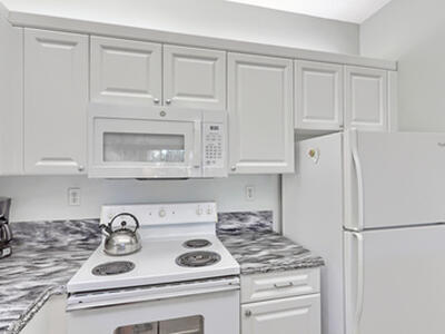 800 Uno Lago Drive, Juno Beach, FL 33408