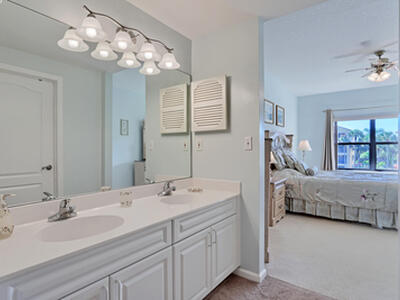 800 Uno Lago Drive, Juno Beach, FL 33408