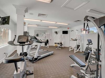 800 Uno Lago Drive, Juno Beach, FL 33408