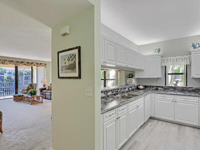 800 Uno Lago Drive, Juno Beach, FL 33408