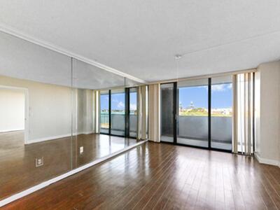 5600 N Flagler Drive, West Palm Beach, FL 33407