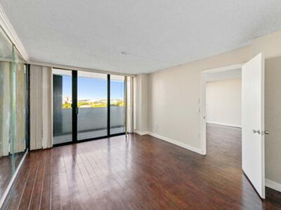 5600 N Flagler Drive, West Palm Beach, FL 33407