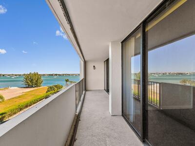 5600 N Flagler Drive, West Palm Beach, FL 33407