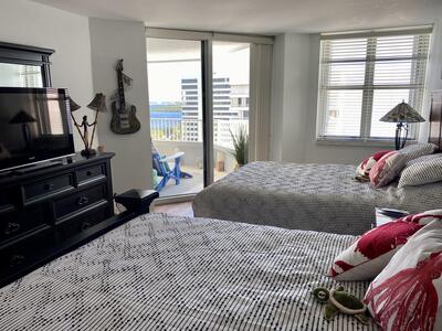 5200 N Ocean Drive, Singer Island, FL 33404