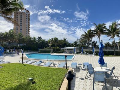 5200 N Ocean Drive, Singer Island, FL 33404