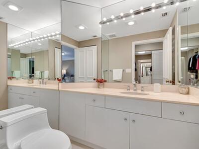 300 SE 5th Avenue, Boca Raton, FL 33432