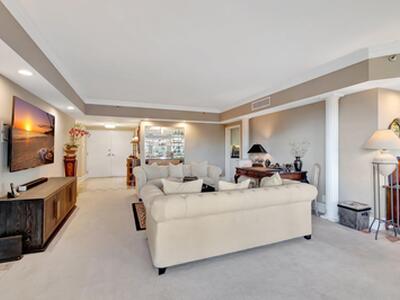 300 SE 5th Avenue, Boca Raton, FL 33432