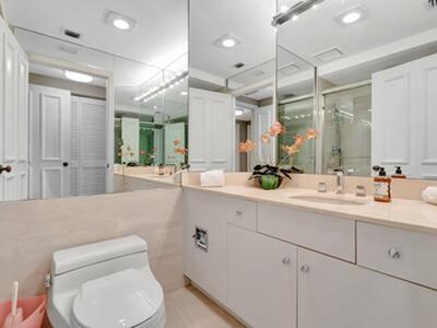 300 SE 5th Avenue, Boca Raton, FL 33432