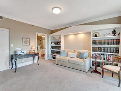 300 SE 5th Avenue, Boca Raton, FL 33432