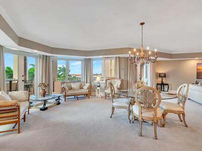 300 SE 5th Avenue, Boca Raton, FL 33432