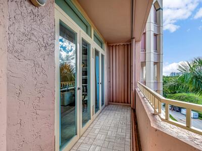 300 SE 5th Avenue, Boca Raton, FL 33432