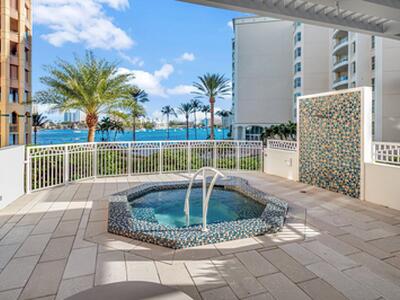 300 SE 5th Avenue, Boca Raton, FL 33432