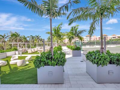 300 SE 5th Avenue, Boca Raton, FL 33432