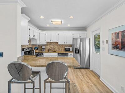 300 NE 7th Street, Boca Raton, FL 33432