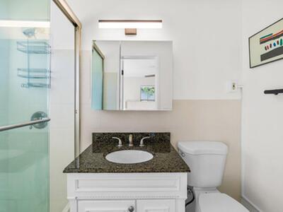 300 NE 7th Street, Boca Raton, FL 33432