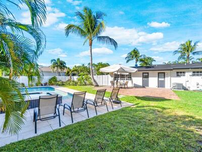 300 NE 7th Street, Boca Raton, FL 33432