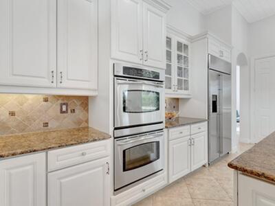15652 Glencrest Avenue, Delray Beach, FL 33446