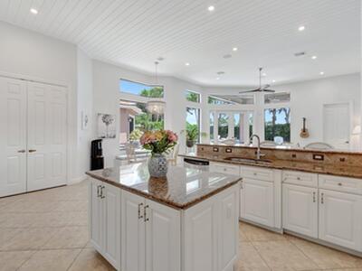 15652 Glencrest Avenue, Delray Beach, FL 33446