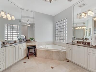 15652 Glencrest Avenue, Delray Beach, FL 33446