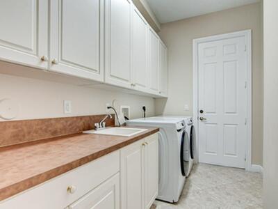 15652 Glencrest Avenue, Delray Beach, FL 33446