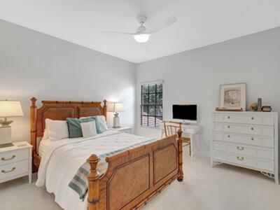 15652 Glencrest Avenue, Delray Beach, FL 33446